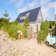 Duintuin - Wunderschönes Ferienhaus mitten in den Dünen vo ...