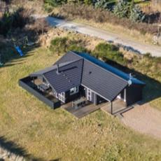 Helles Ferienhaus in Strandnähe mit Sauna, Whirlpool & gesc ...