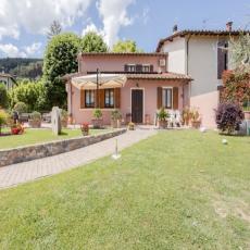 Ferienhaus mit Pool , ruhige Lage 