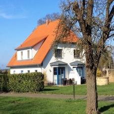 Ferienhaus Boddenliebe bis 6 Pers. mit Sauna, WLAN, 2 Hunde